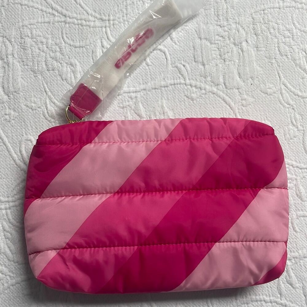 NWOT Estee Lauder Makeup Bag